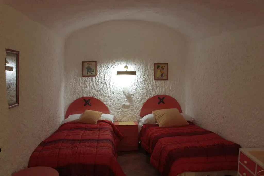 Cuevas La Cocinillas Graena